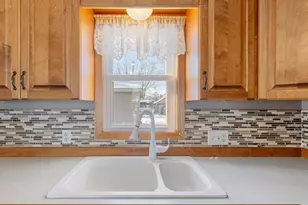 1402 4th St SW, Austin, MN 55912 - Photo 10