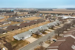 712 Memorial Dr, Spring Valley, MN 55975 - Photo 28