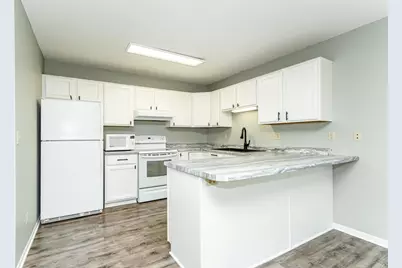 712 Memorial Drive, Spring Valley, MN 55975 - Photo 4