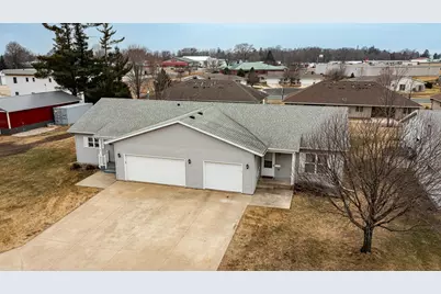 712 Memorial Drive, Spring Valley, MN 55975 - Photo 24