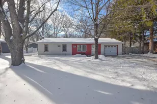 3613 Roosevelt Rd, Saint Cloud, MN 56301 - Photo 2