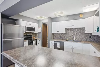 14326 Fairway Drive, Eden Prairie, MN 55344 - Photo 14