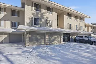 14326 Fairway Dr, Eden Prairie, MN 55344 - Photo 2