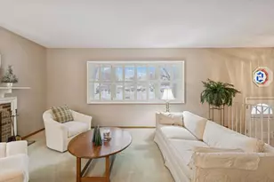 3420 Maplewood Dr, Saint Anthony, MN 55418 - Photo 10