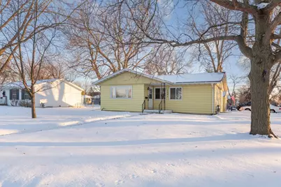 1221 Home Place, Faribault, MN 55021 - Photo 2