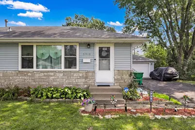 5918 Xerxes Avenue N, Brooklyn Center, MN 55430 - Photo 4