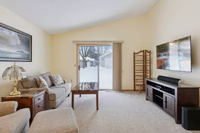 1866 Granite Avenue N, Oakdale, MN 55128 - Photo 16