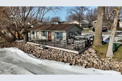 1111 W Lake Avenue, Worthington, MN 56187 - Photo 1