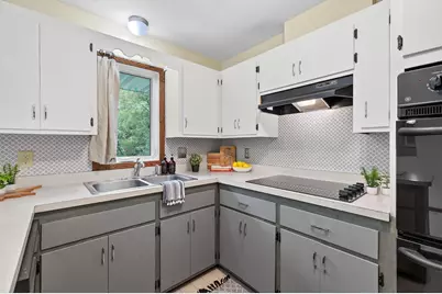 7708 Zealand Avenue N, Brooklyn Park, MN 55445 - Photo 12