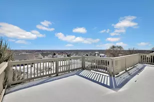 3020 Carey Heights Dr, Maplewood, MN 55109 - Photo 4