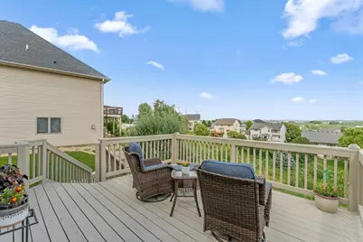 3020 Carey Heights Drive, Maplewood, MN 55109 - Photo 12