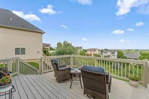 3020 Carey Heights Dr, Maplewood, MN 55109 - Photo 12