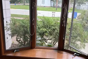 202 7th Ave SW, Pipestone, MN 56164 - Photo 2