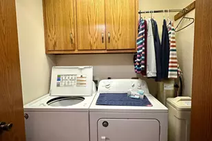 126 W Warren St, Luverne, MN 56156 - Photo 6