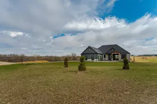 4980 Royal Oaks Circle SW, Rochester, MN 55902 - Photo 2