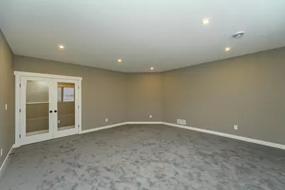 4980 Royal Oaks Circle SW, Rochester, MN 55902 - Photo 48