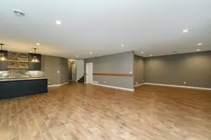 4980 Royal Oaks Circle SW, Rochester, MN 55902 - Photo 46