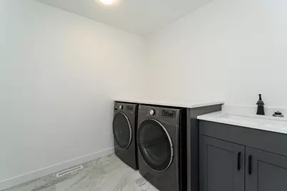 4629 Royal Oaks Circle SW, Rochester, MN 55902 - Photo 48