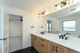 4629 Royal Oaks Circle SW, Rochester, MN 55902 - Photo 44