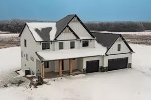 4629 Royal Oaks Circle SW, Rochester, MN 55902 - Photo 4