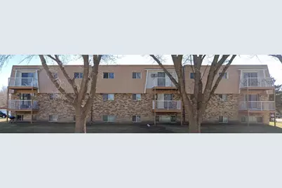 901 Pearl Avenue #208, Marshall, MN 56258 - Photo 1
