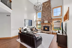 17179 Padons Dr, Eden Prairie, MN 55346 - Photo 12