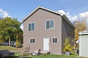 2084 E Reaney Ave, Saint Paul, MN 55119 - Photo 20