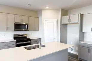 954 Silvercreek Avenue W, Delano, MN 55328 - Photo 4