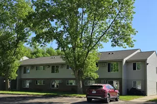 808 Hills Ave, Jackson, MN 56143 - Photo 2