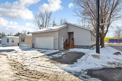 436 W Hudson Avenue W, Mankato, MN 56001 - Photo 1