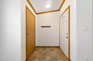 436 W Hudson Ave W, Mankato, MN 56001 - Photo 8