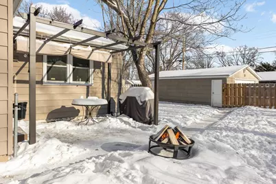 5300 Louisiana Avenue N, Crystal, MN 55428 - Photo 22