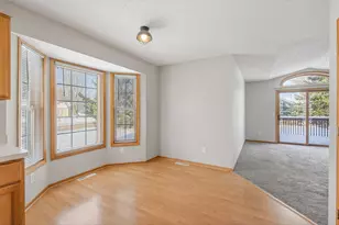 2121 Southwind Rd, Maplewood, MN 55109 - Photo 10