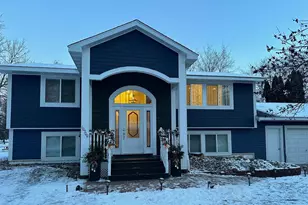 10300 Parkview Ln, Champlin, MN 55316 - Photo 2