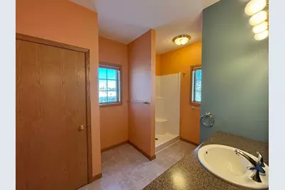 111 Oakwood Court, Thief River Falls, MN 56701 - Photo 22