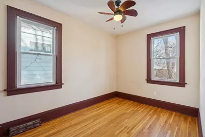 802 Howell Street N, Saint Paul, MN 55104 - Photo 14