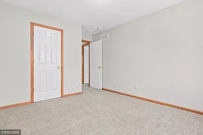 6983 21st Street N, Oakdale, MN 55128 - Photo 18
