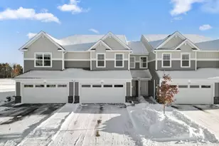 993 Annagaire Curv, Rosemount, MN 55068 - Photo 2