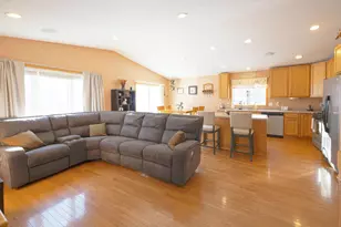 6408 Cavell Ave N, Brooklyn Park, MN 55428 - Photo 26