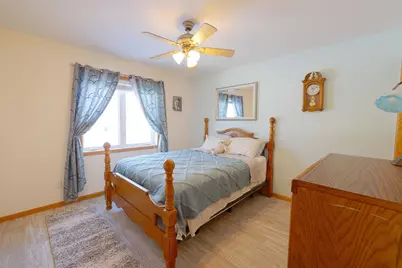 6408 Cavell Avenue N, Brooklyn Park, MN 55428 - Photo 18