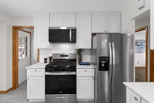 1675 Maryland Ave E, Saint Paul, MN 55106 - Photo 8