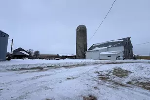 11984 S Prairie Dr, Caledonia, MN 55921 - Photo 4