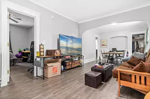 2535 11th Ave S, Minneapolis, MN 55404 - Photo 2