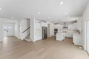 834 Londonderry Ln NW, Rochester, MN 55901 - Photo 6