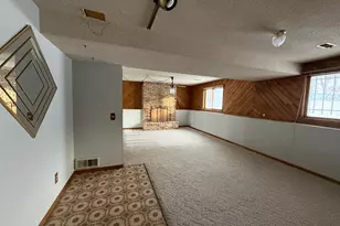 414 Aurora Ave, Saint Paul, MN 55103 - Photo 12