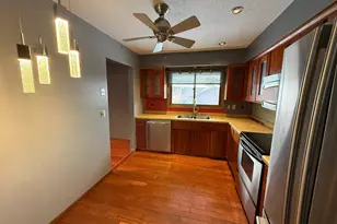 414 Aurora Ave, Saint Paul, MN 55103 - Photo 2