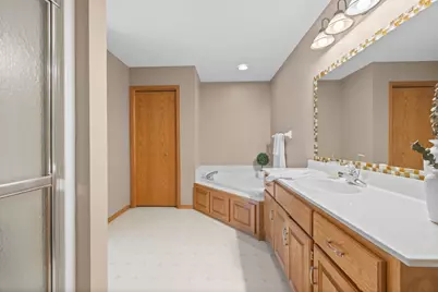 13898 85th Place N, Maple Grove, MN 55369 - Photo 14