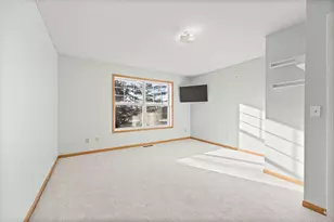 401 Hickory Ln N, Oakdale, MN 55128 - Photo 16