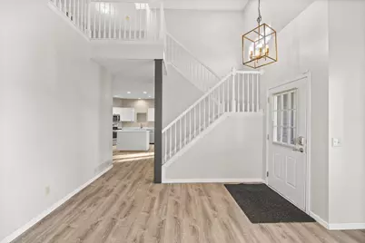 401 Hickory Lane N, Oakdale, MN 55128 - Photo 6