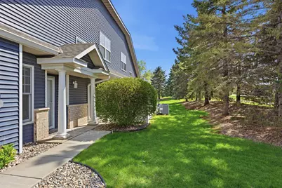 401 Hickory Lane N, Oakdale, MN 55128 - Photo 22